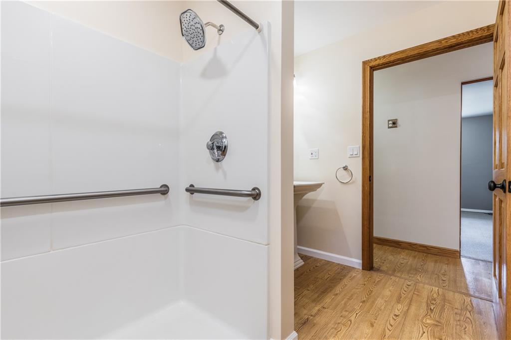 3013 Conway Wallrose Road Baden, PA 15005 - Photo 16 of 25