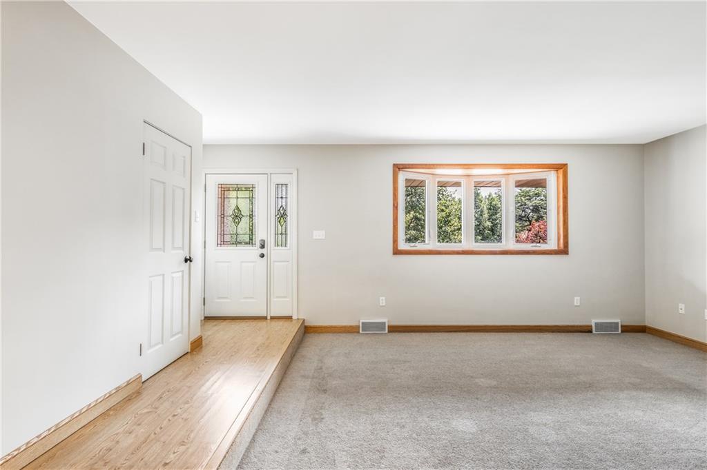3013 Conway Wallrose Road Baden, PA 15005 - Photo 4 of 25