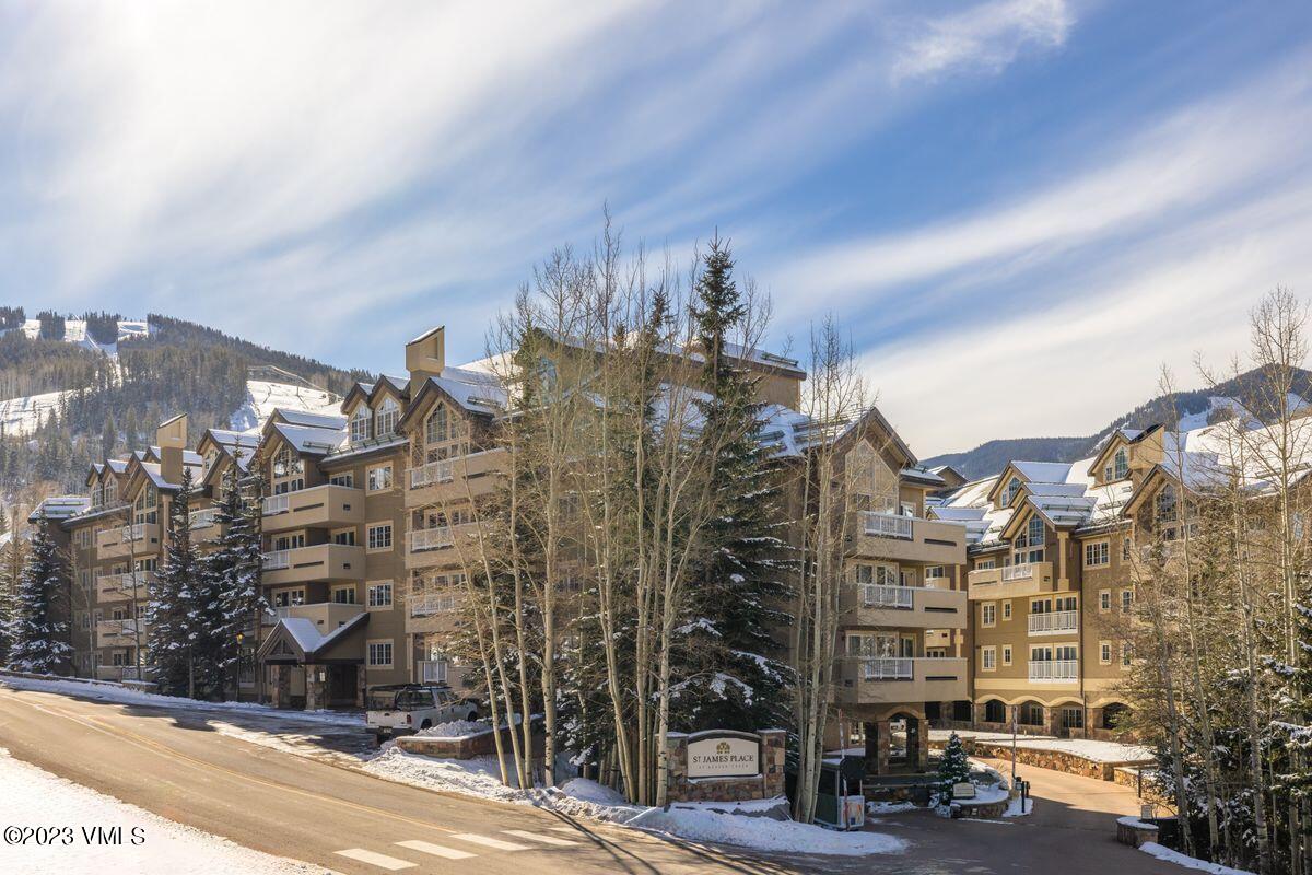 210 Offerson Road, Unit R225 Beaver Creek, CO 81620 - Photo 22 of 42 a city view
