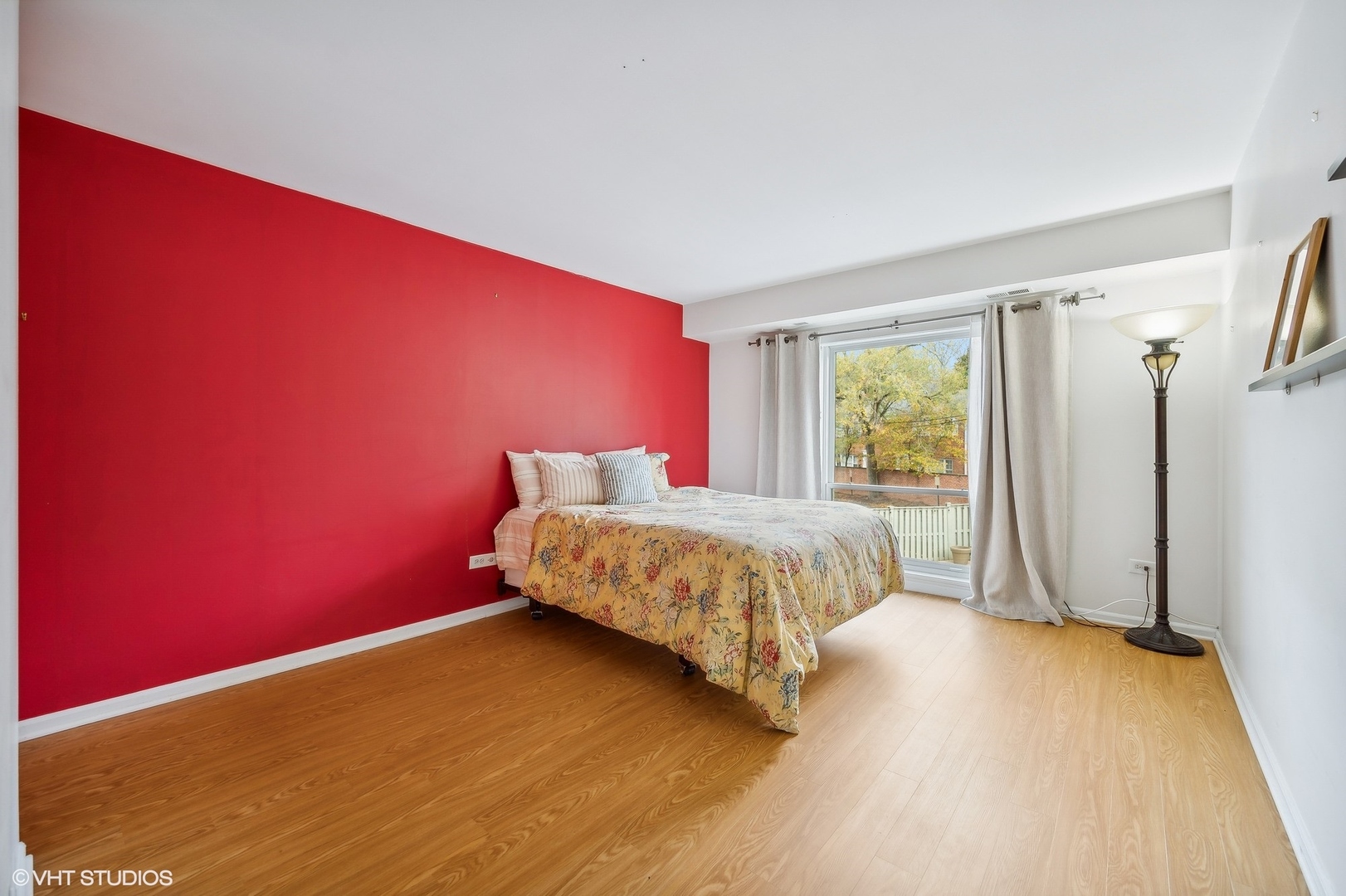 134 Green Bay Road, Unit 106 Winnetka, IL 60093 - Photo 6 of 14 Gallery Image 6
