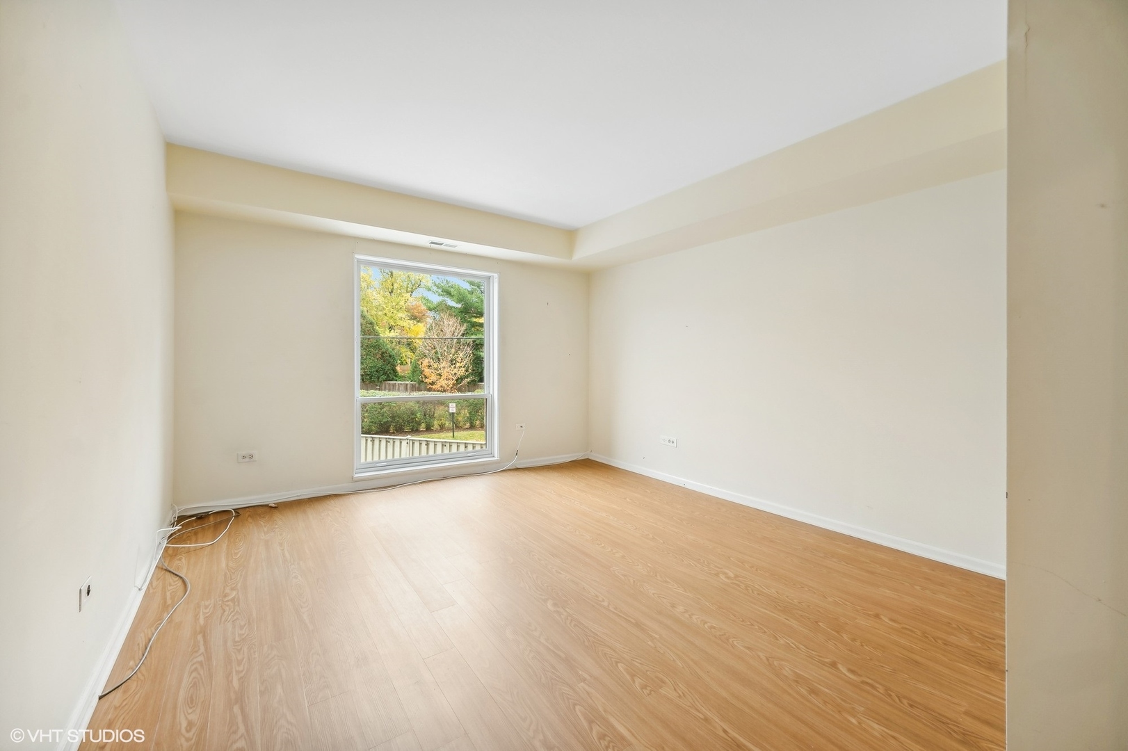 134 Green Bay Road, Unit 106 Winnetka, IL 60093 - Photo 8 of 14 Gallery Image 8