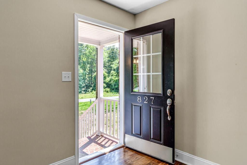 827 Edgemont Road Greensboro, NC 27406 - Photo 5 of 26 Gallery Image 5
