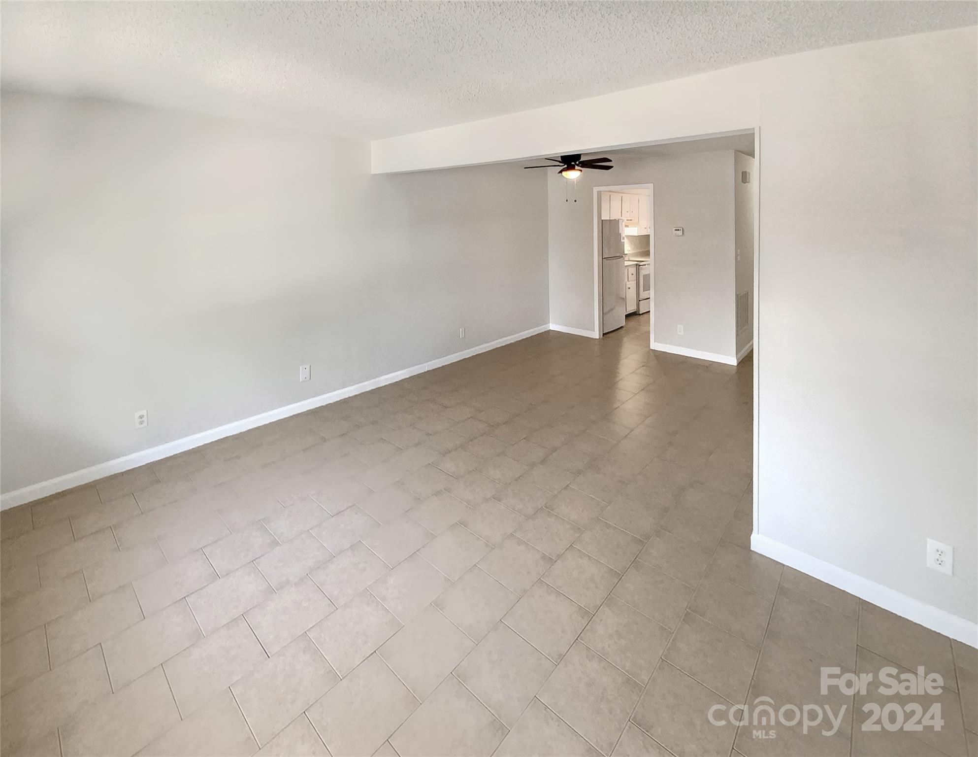 5807 Hunting Ridge Lane, Unit E Charlotte, NC 28212 - Photo 7 of 15 Gallery Image 7