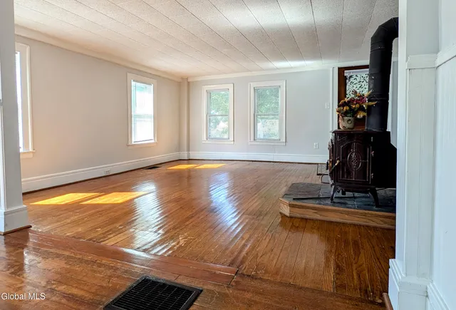 $200,000 | 60 Hartford Main Street, Hartford, NY 12838