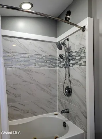 $200,000 | 60 Hartford Main Street, Hartford, NY 12838