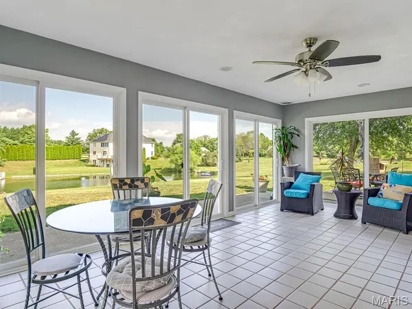 $499,999 | 4057 Bur Oak Drive, Smithton, IL 62285