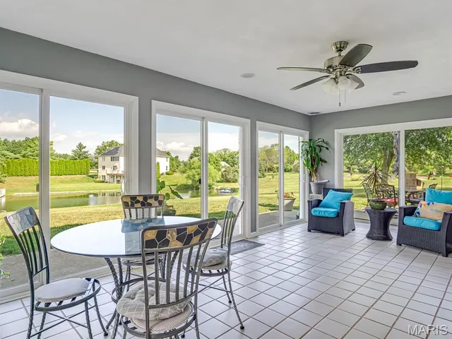 $499,999 | 4057 Bur Oak Drive, Smithton, IL 62285