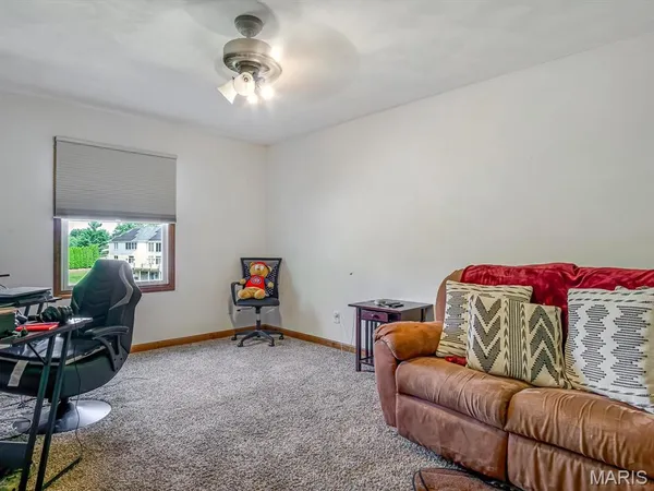 $499,999 | 4057 Bur Oak Drive, Smithton, IL 62285