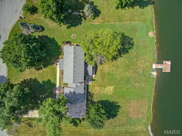 $499,999 | 4057 Bur Oak Drive, Smithton, IL 62285