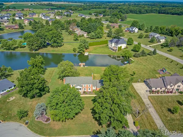$499,999 | 4057 Bur Oak Drive, Smithton, IL 62285