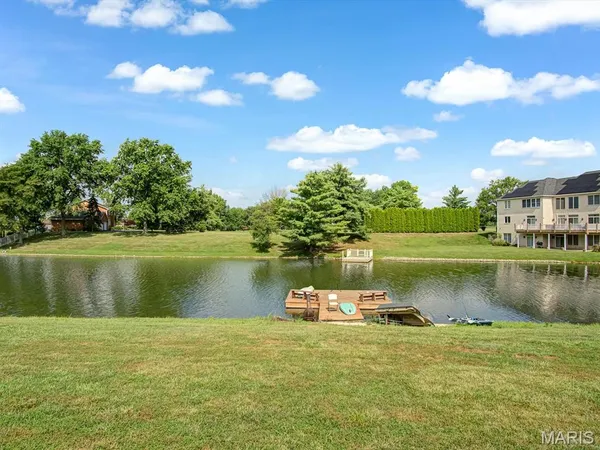 $499,999 | 4057 Bur Oak Drive, Smithton, IL 62285