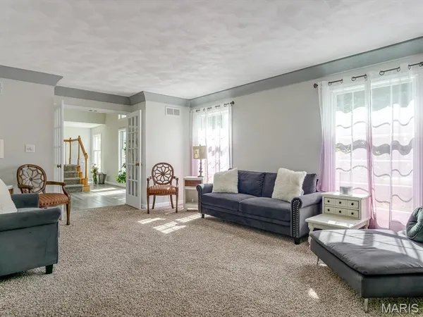 $499,999 | 4057 Bur Oak Drive, Smithton, IL 62285