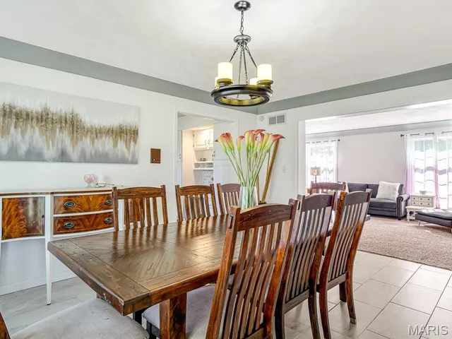 $499,999 | 4057 Bur Oak Drive, Smithton, IL 62285