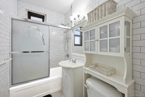 $569,900 | 47-55 39th Place, Unit 3H | Sunnyside