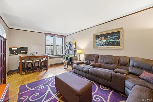 $569,900 | 47-55 39th Place, Unit 3H | Sunnyside