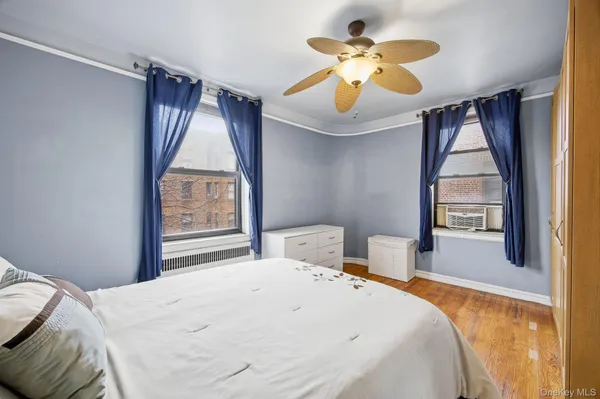 $569,900 | 47-55 39th Place, Unit 3H | Sunnyside