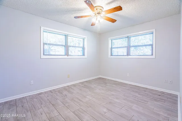 $1,400 | 107 Sunny Lane, Lafayette, LA 70506