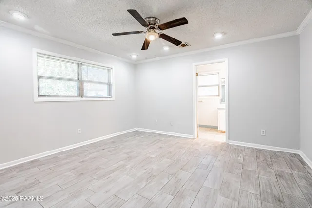 $1,400 | 107 Sunny Lane, Lafayette, LA 70506