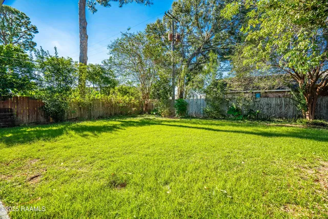 $1,400 | 107 Sunny Lane, Lafayette, LA 70506