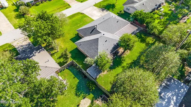 $1,400 | 107 Sunny Lane, Lafayette, LA 70506