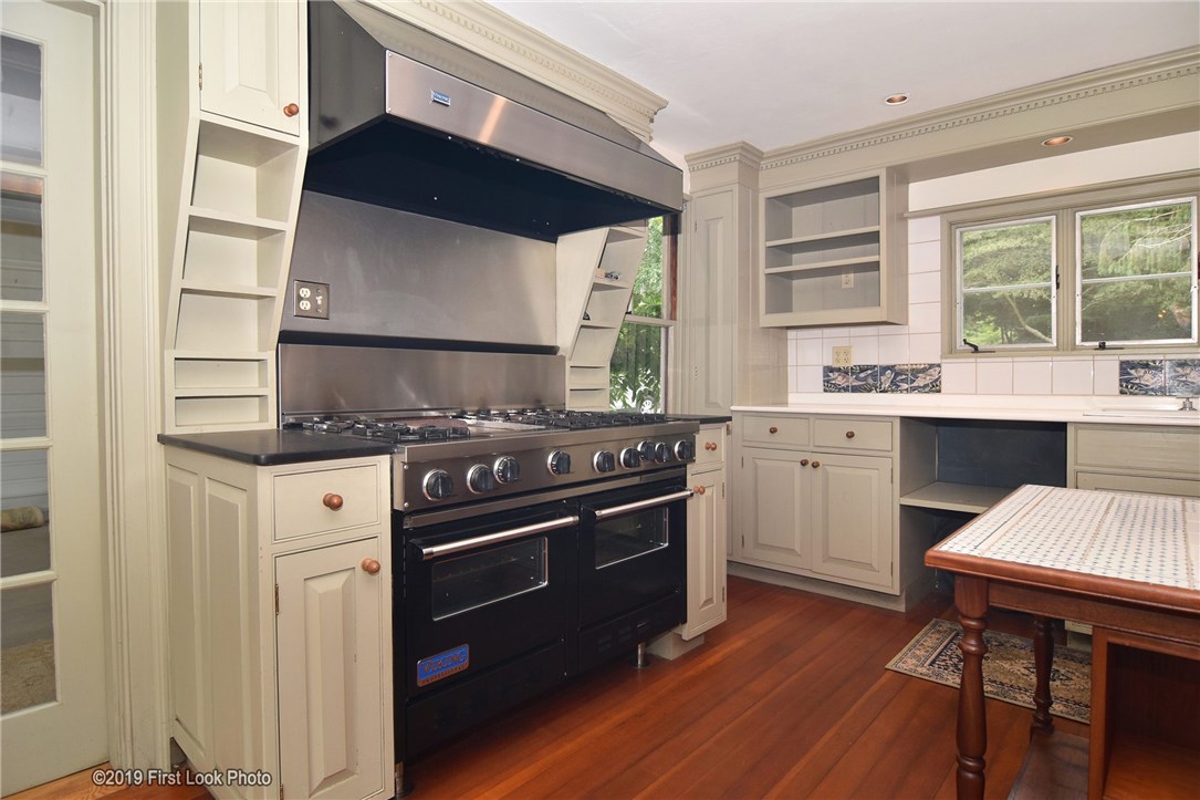 141 Howard Hill Road Foster, RI 02825 - Photo 8 of 33