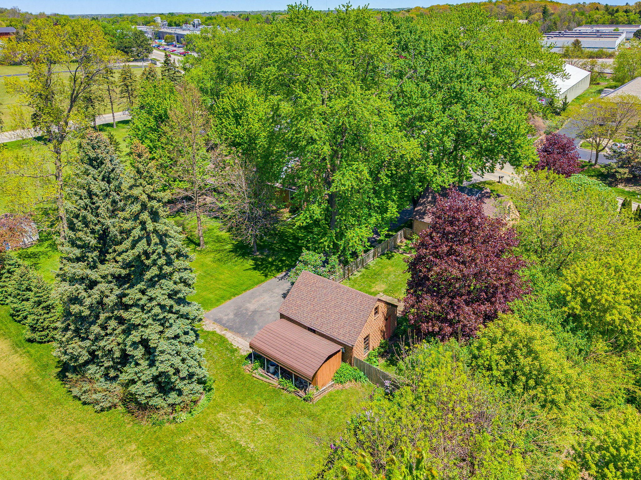 W226-n3045 Duplainville Road Pewaukee, WI 53072 - Photo 37 of 47 38-web-or-mls-w226n3045-duplainville-rd