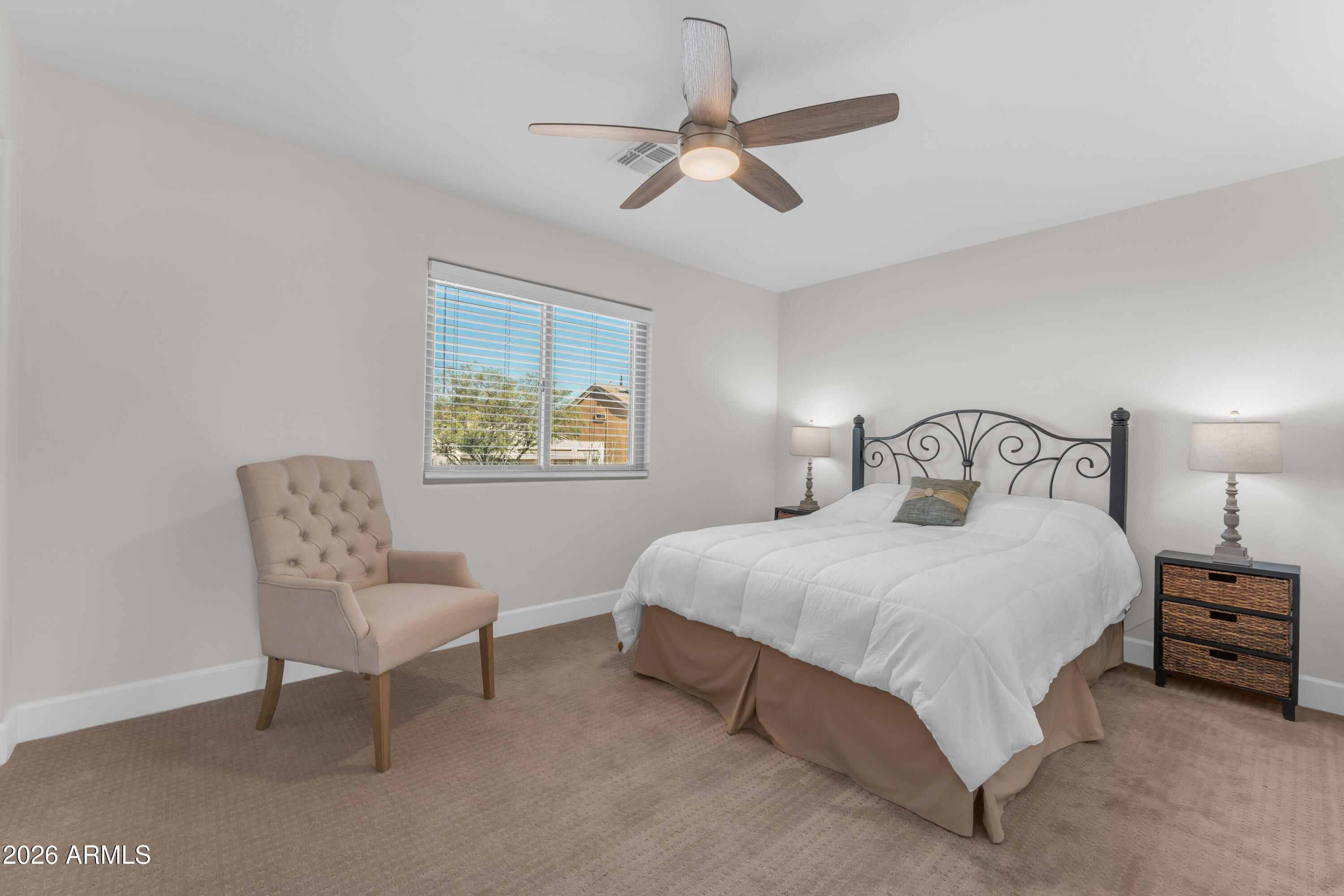 2522 East Mine Creek Road Phoenix, AZ 85024 - Photo 23 of 54 DSC09009