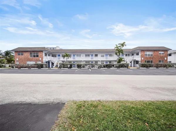 $1,800 | 3220 Northeast 10th Street, Unit 5, Pompano Beach, FL 33062