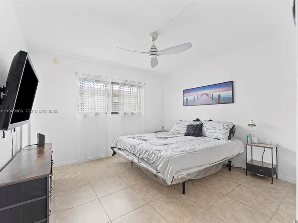 $1,800 | 3220 Northeast 10th Street, Unit 5, Pompano Beach, FL 33062