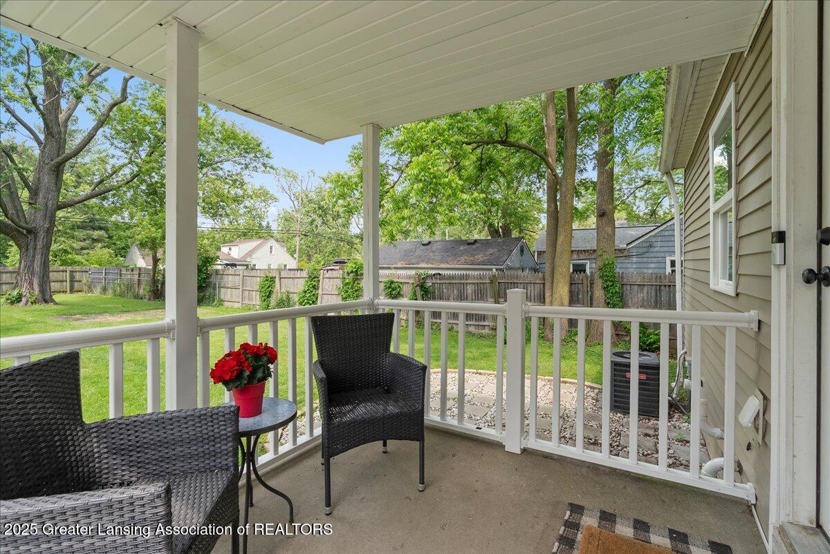 2914 West Holmes Road Lansing, MI 48911 - Photo 24 of 35 07-Media Jett - 07