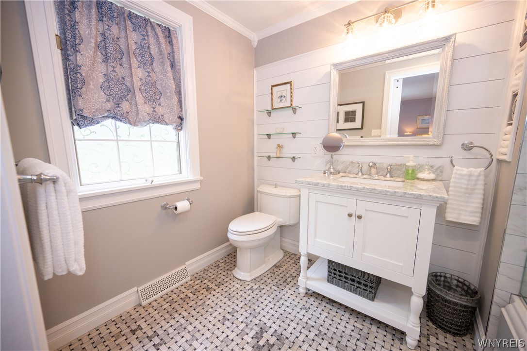 5217 Tonawanda Creek Road Pendleton, NY 14120 - Photo 15 of 50 Bathroom 1