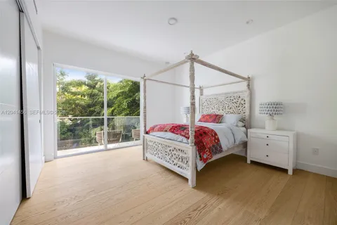 $4,750,000 | 3901 Kumquat Avenue, Miami, FL 33133