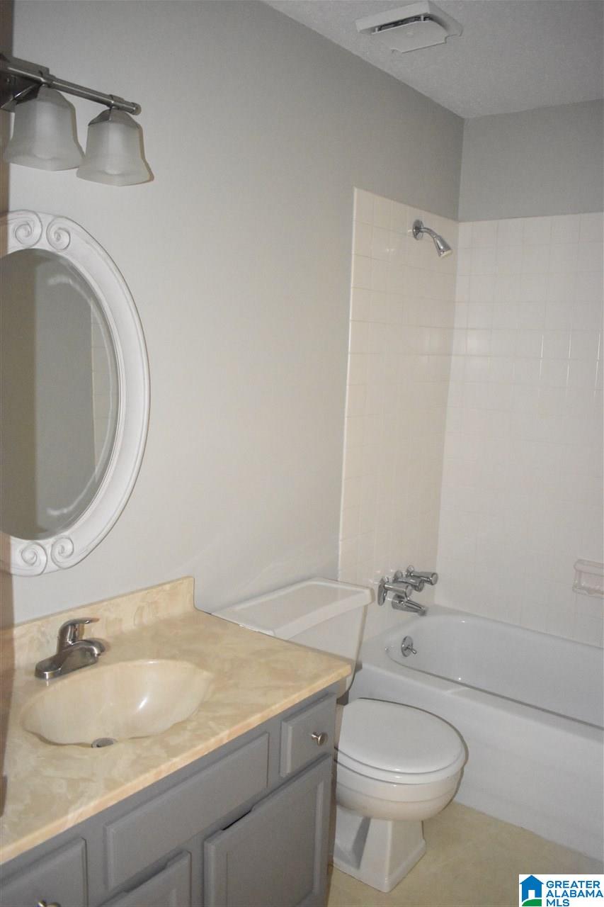 3806 Windhover, Unit 3 Birmingham, AL 35216 - Photo 18 of 28