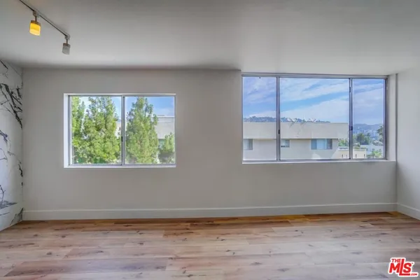 $5,400 | 435 North Oakhurst Drive, Unit 903, Beverly Hills, CA 90210