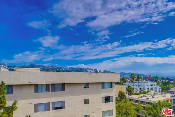 $5,400 | 435 North Oakhurst Drive, Unit 903, Beverly Hills, CA 90210