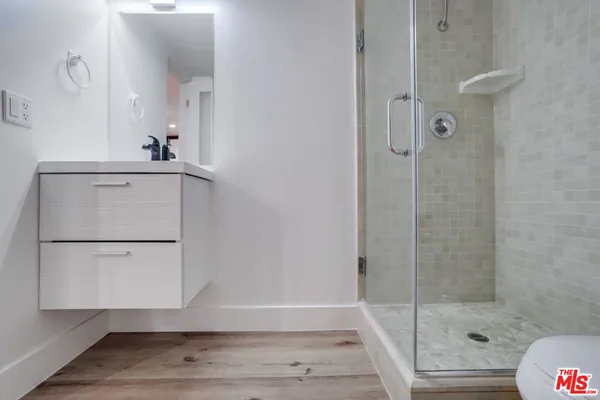 $5,400 | 435 North Oakhurst Drive, Unit 903, Beverly Hills, CA 90210