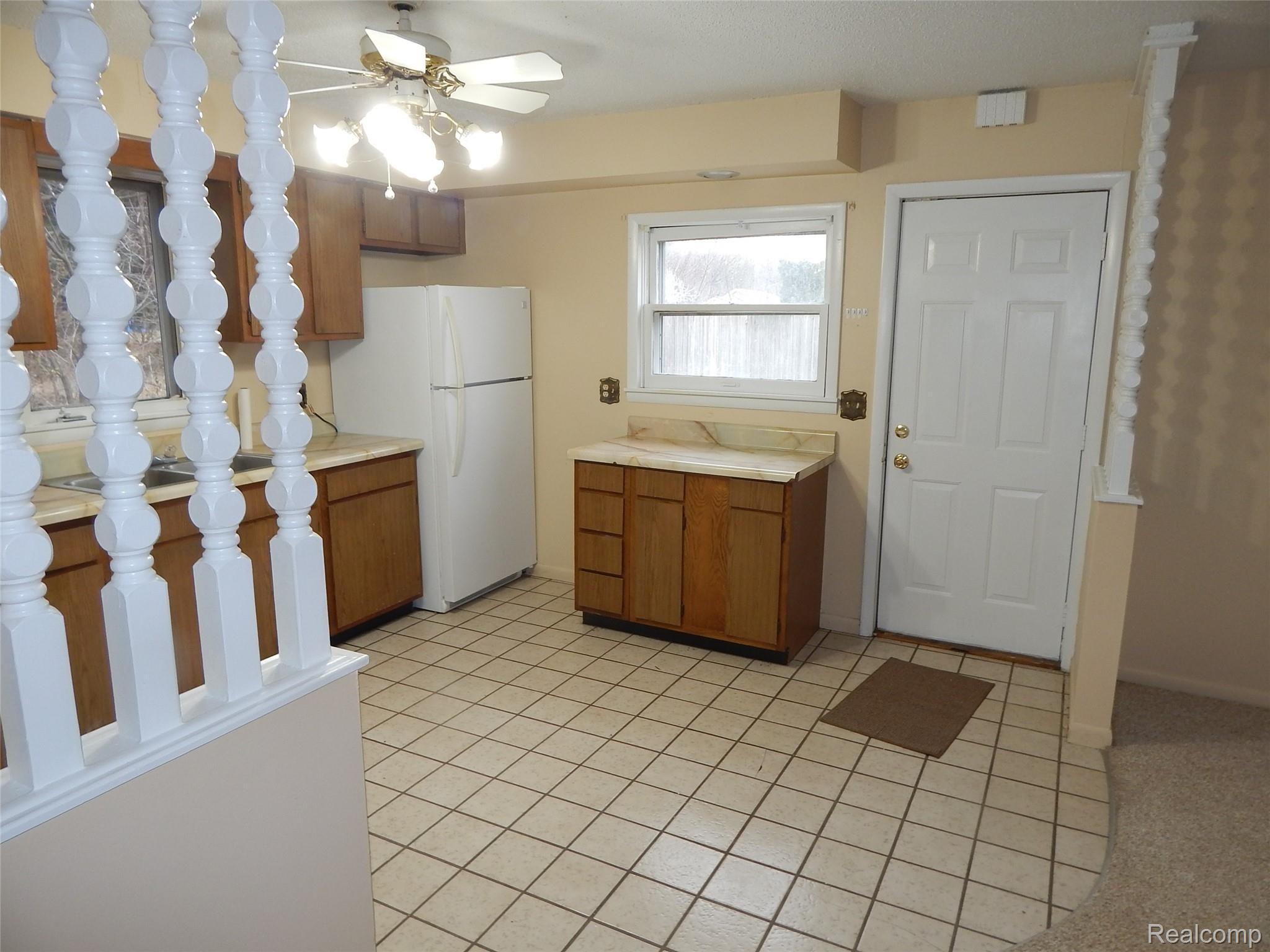 3214 Krafft Road Fort Gratiot, MI 48059 - Photo 33 of 38 DSCN3762.JPG
