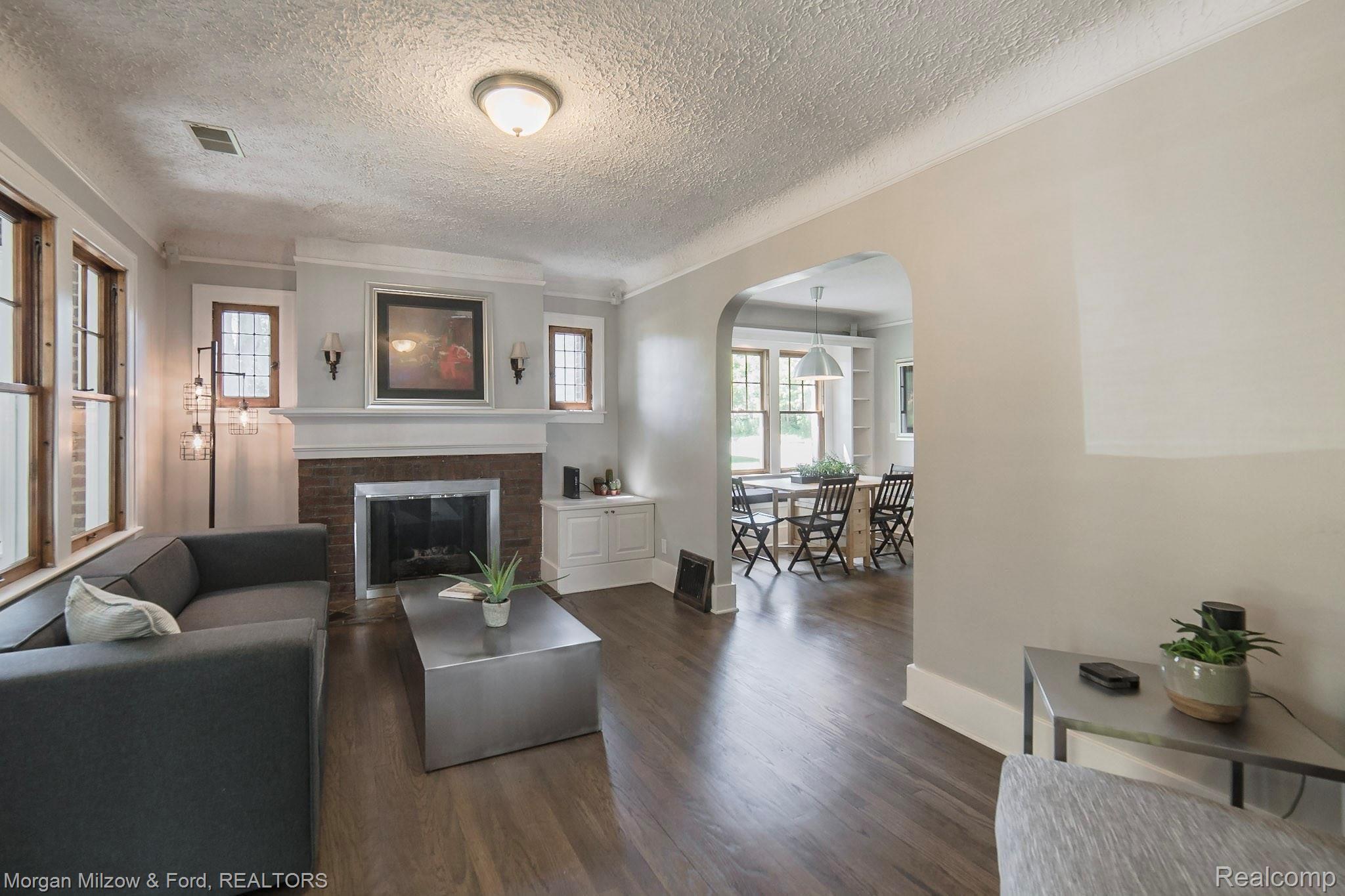 115 Holcomb Road Clarkston, MI 48346 - Photo 7 of 64 10-DSC_0728.jpg