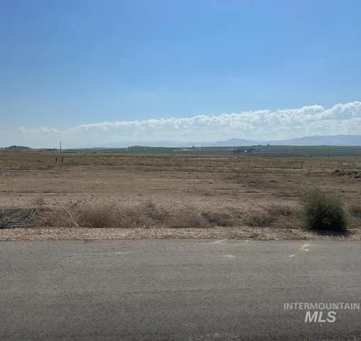 $270,000 | 13388 North Fork Lane, Nampa, ID 83686