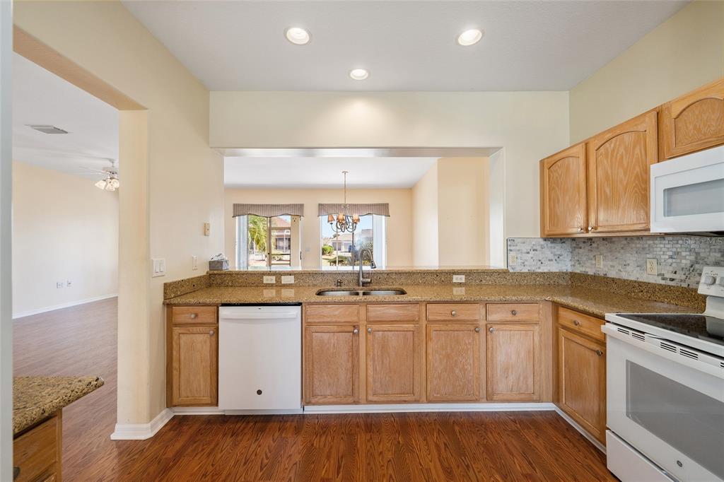 9588 Southeast 124th Loop Summerfield, FL 34491 - Photo 13 of 73