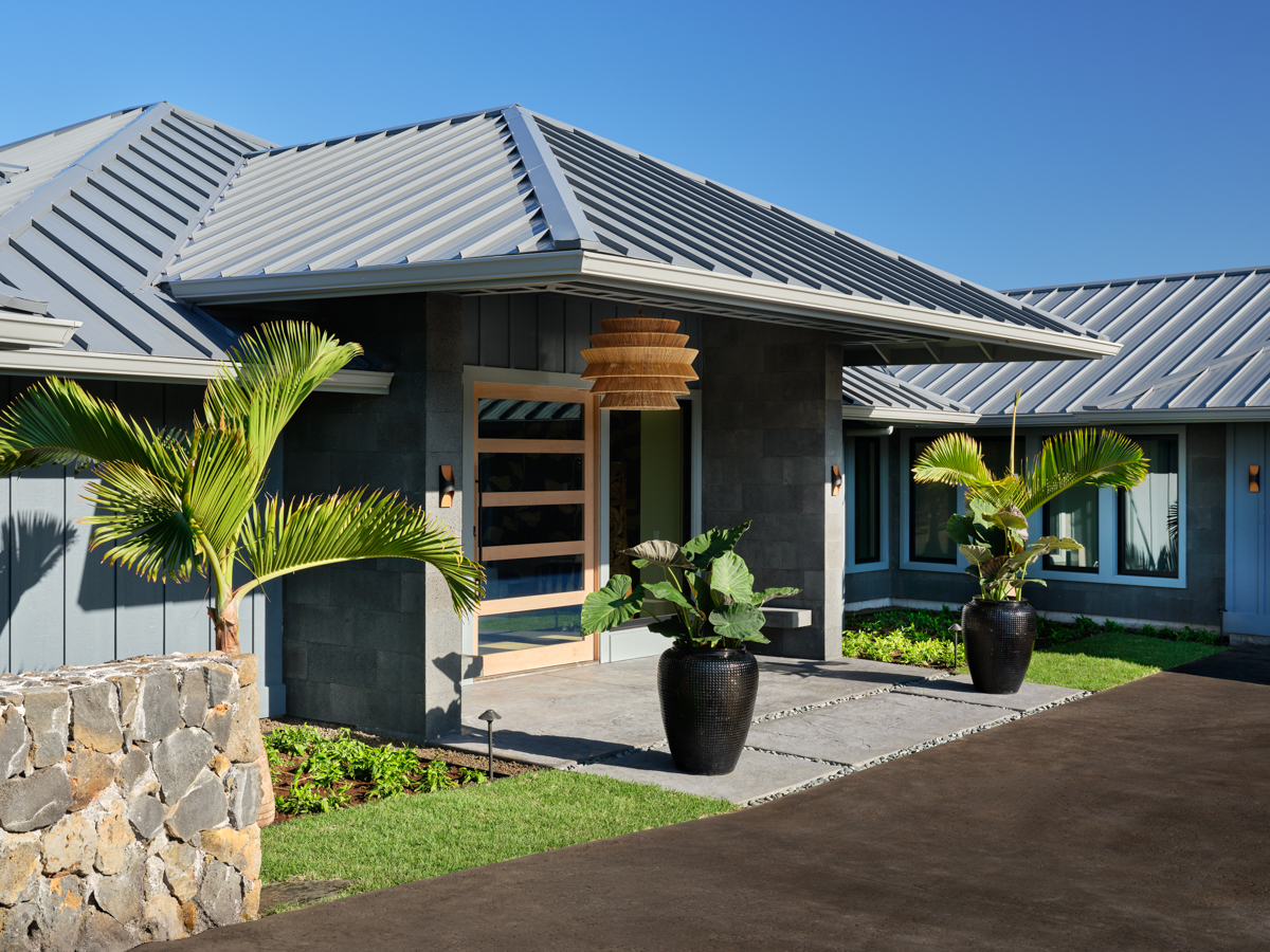 81-6513 Laupai Way Captain Cook, HI 96704 - Photo 28 of 30 a front view of a house with garden