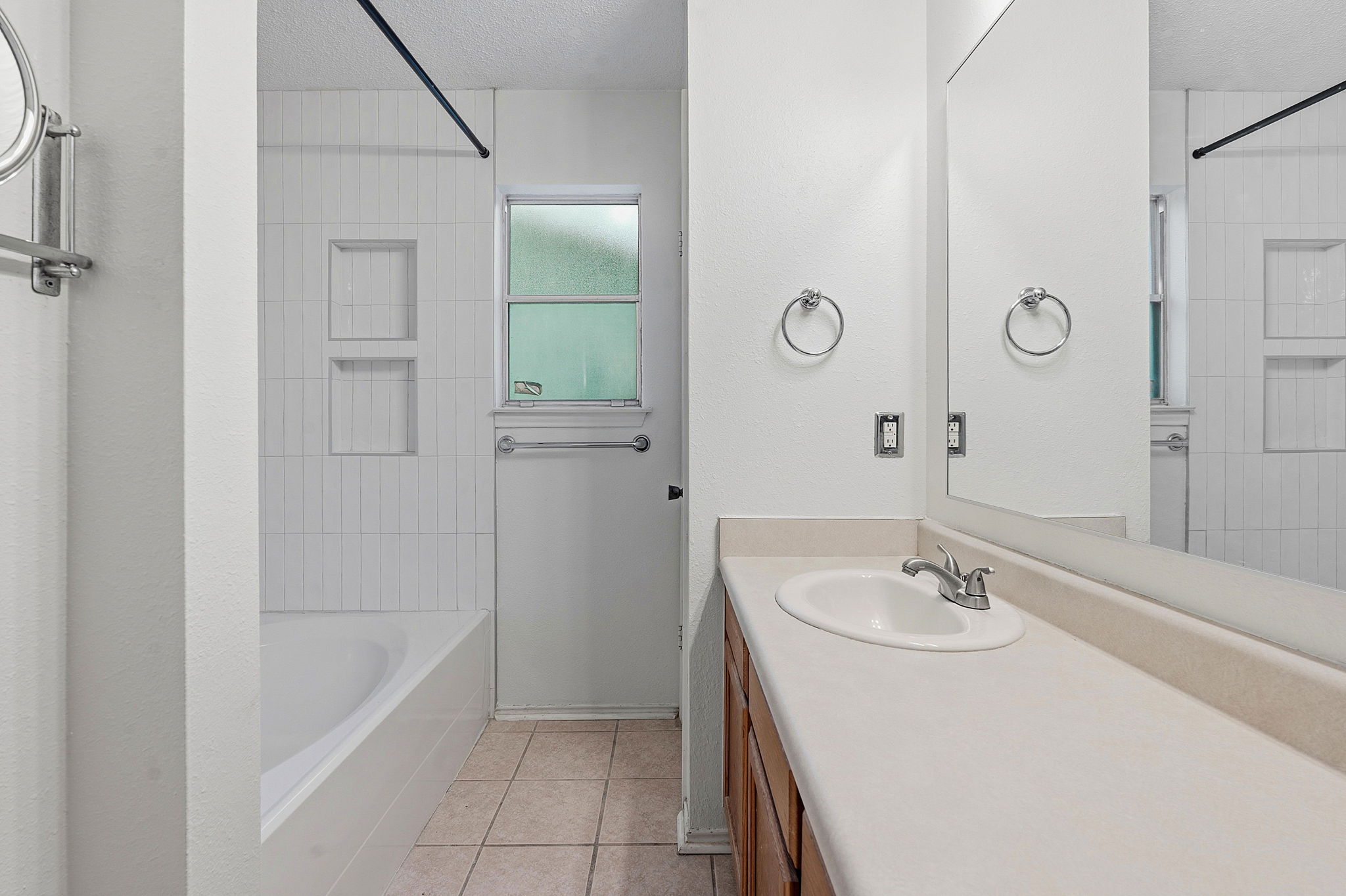 8401 Horton Trail Austin, TX 78749 - Photo 11 of 17