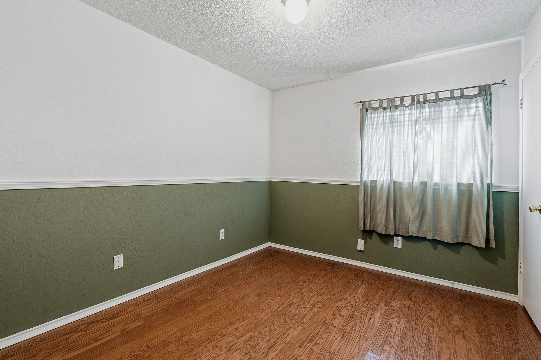 8401 Horton Trail Austin, TX 78749 - Photo 13 of 17