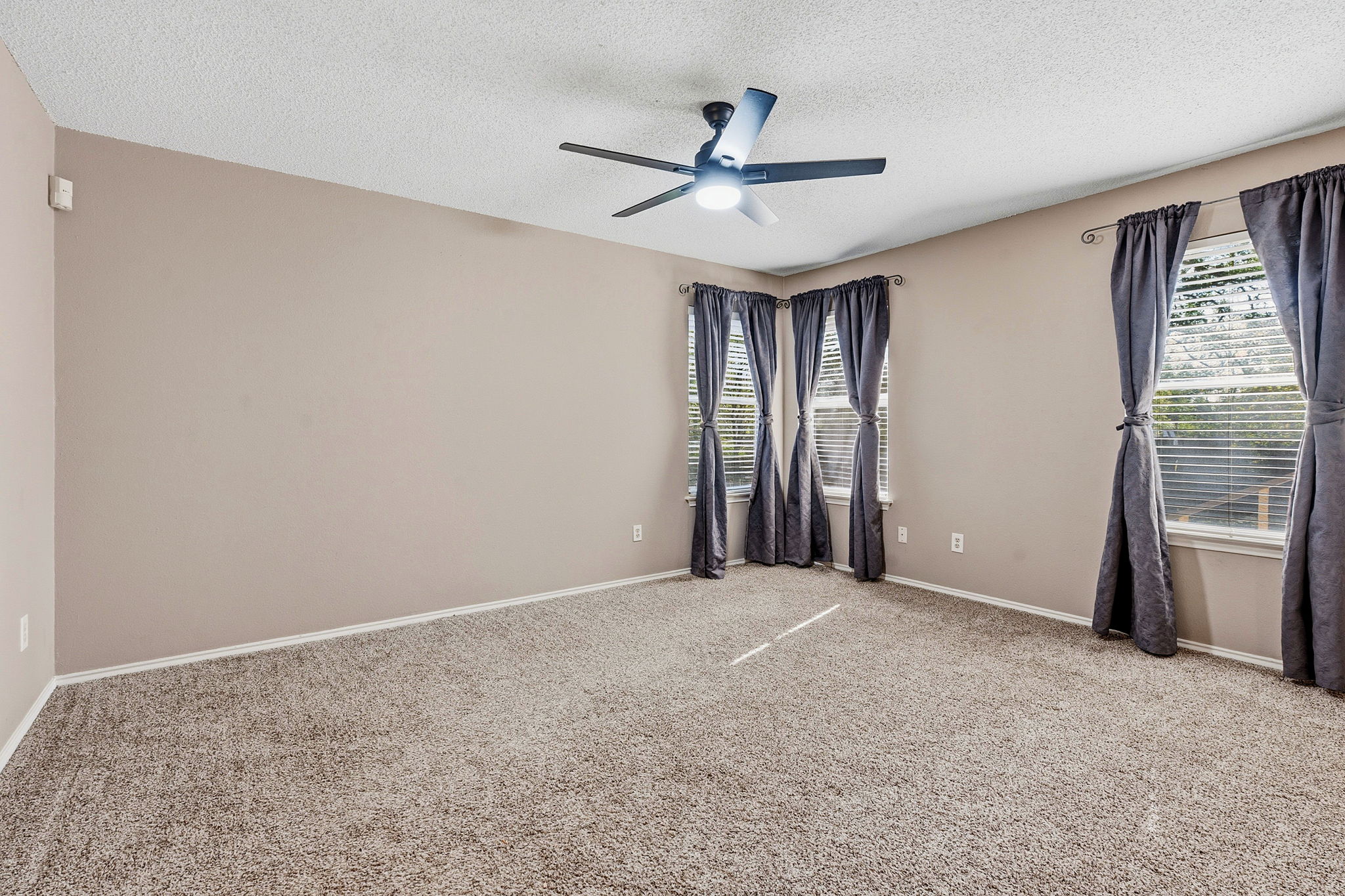 8401 Horton Trail Austin, TX 78749 - Photo 8 of 17