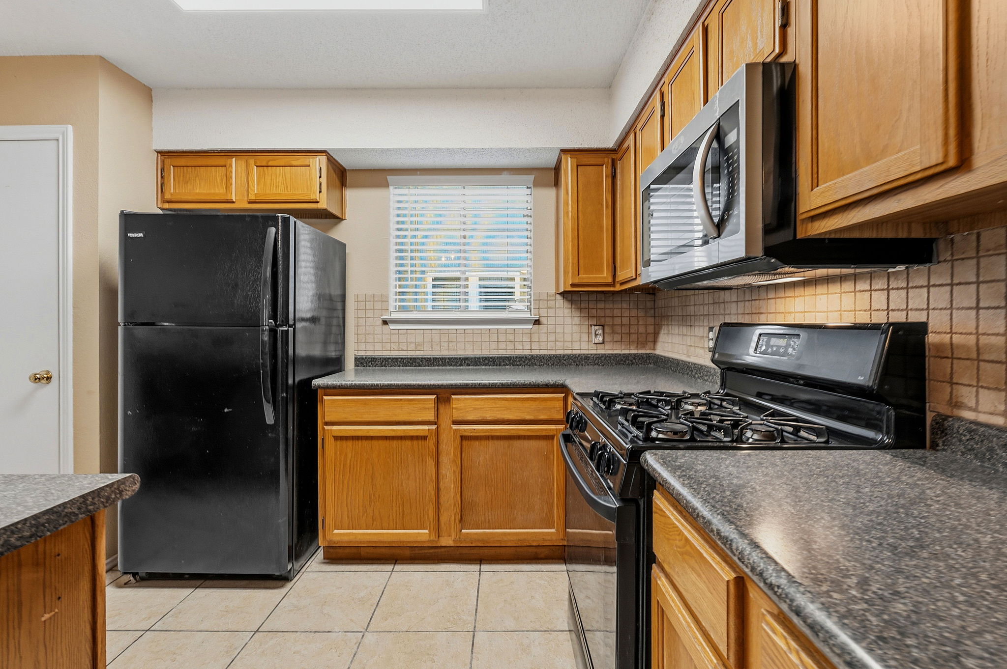 8401 Horton Trail Austin, TX 78749 - Photo 9 of 17