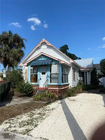 $2,700 | 108 South Willow Avenue, Tampa, FL 33606