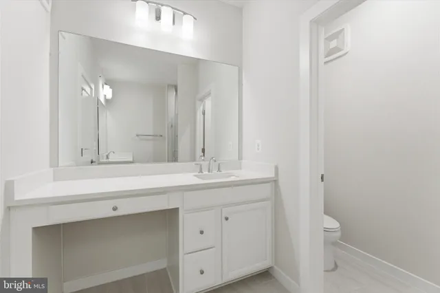 $649,900 | 43812 Middleway Terrace, Ashburn, VA 20147