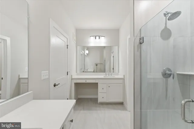 $649,900 | 43812 Middleway Terrace, Ashburn, VA 20147