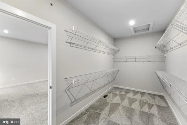 $649,900 | 43812 Middleway Terrace, Ashburn, VA 20147