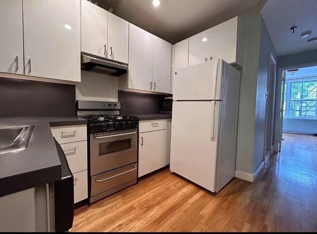 129 Clinton Street, Unit 3 Hoboken, NJ 07030 - Photo 2 of 11